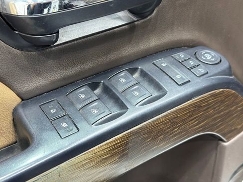 Used 2017 GMC Sierra 2500 Denali w/ Duramax Plus Package image 19