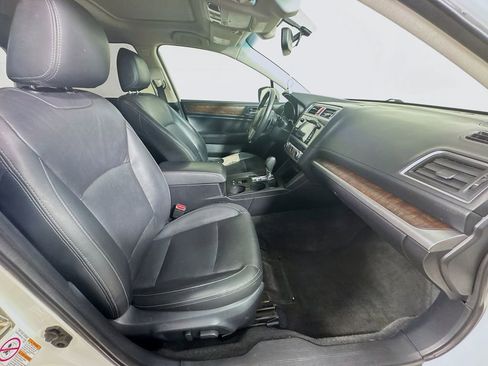Used 2015 Subaru Outback 2.5i Limited image 35