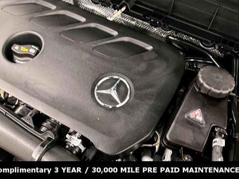Used 2025 Mercedes-Benz GLB 250 image 31