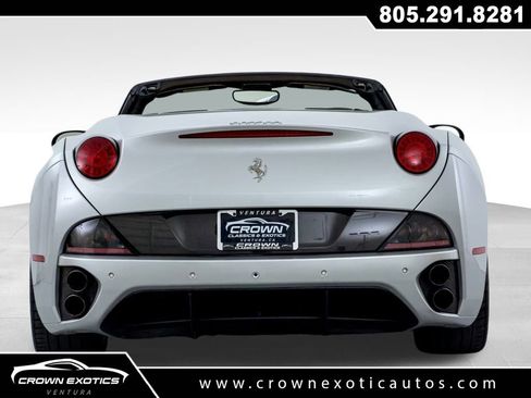 Used 2012 Ferrari California image 14