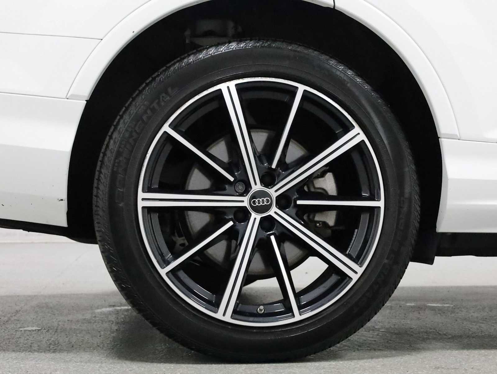 Used 2023 Audi Q7 3.0T Premium Plus w/ Premium Plus Package AWD/4WD image 17