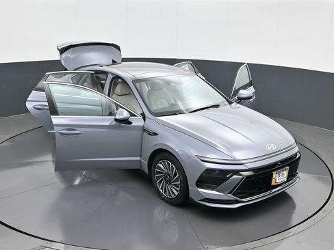 New 2026 Hyundai Sonata Limited image 29