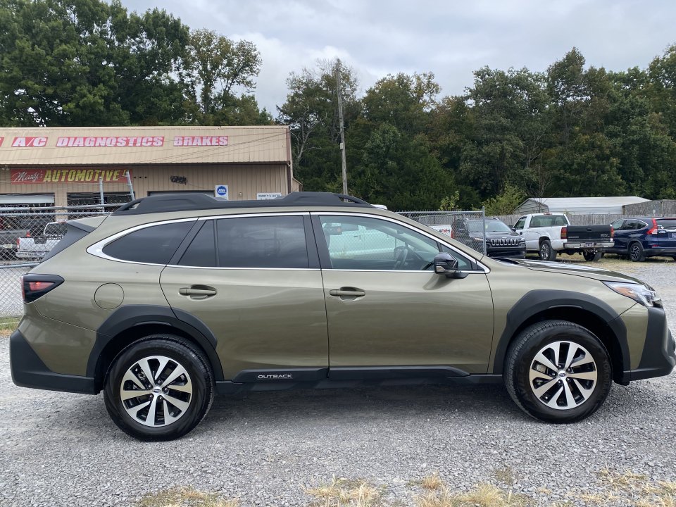 Used 2024 Subaru Outback Premium w/ Popular Package #1A AWD/4WD image 4