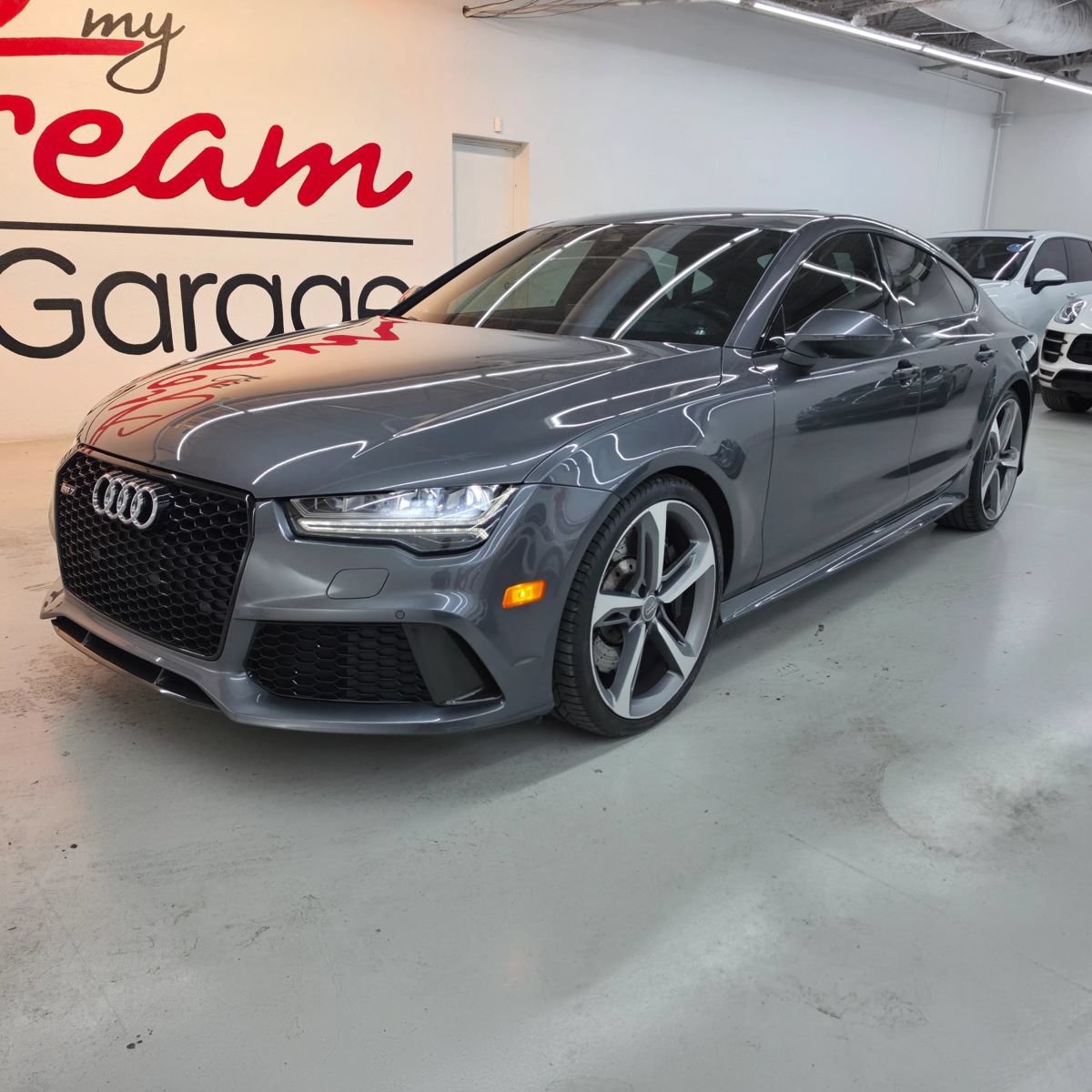 Used 2016 Audi RS 7 Prestige w/ Carbon-Optic Package AWD/4WD image 2