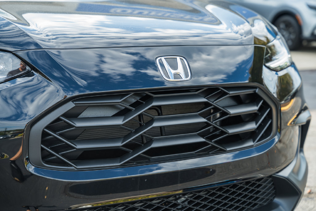 Used 2027 Honda HR-V Sport image 11