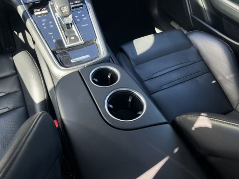 Certified 2018 Porsche Panamera 4S image 29