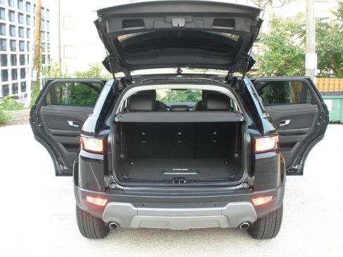 Used 2019 Land Rover Range Rover Evoque image 15