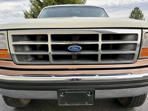 Used 1995 Ford F250 XLT image 13