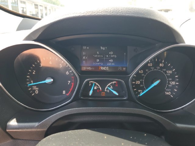Used 2017 Ford Escape SE w/ Equipment Group 201A FWD image 32