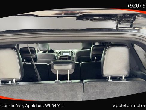 Used 2019 Ford Expedition XLT w/ Equipment Group 202A AWD/4WD image 16