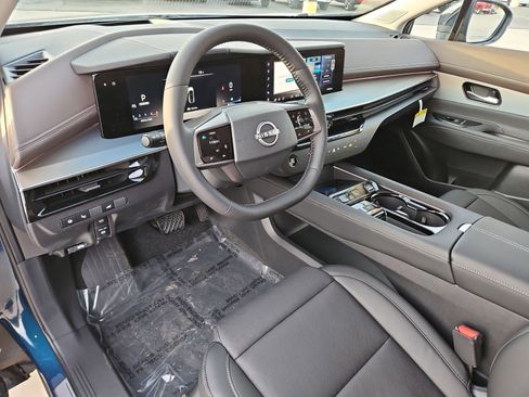 New 2026 Nissan Murano Platinum w/ Cargo Package image 2