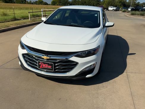 Used 2024 Chevrolet Malibu LT image 4