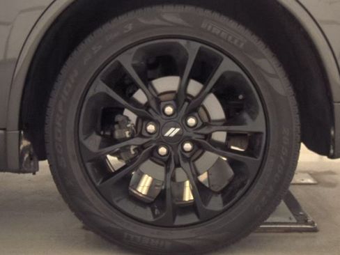 Used 2020 Dodge Durango R/T w/ Blacktop Package AWD/4WD image 9