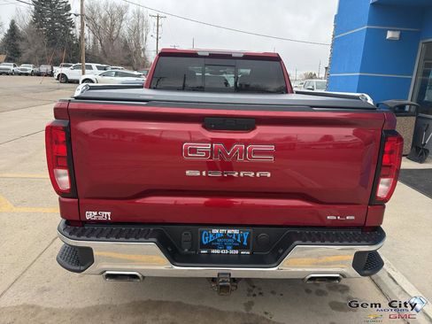 Used 2020 GMC Sierra 1500 SLE w/ SLE Value Package image 6