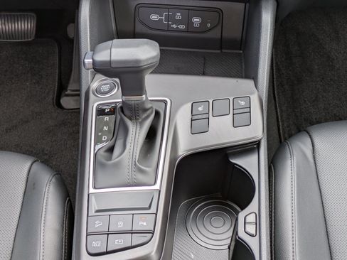 Certified 2026 Kia Sportage EX FWD image 16