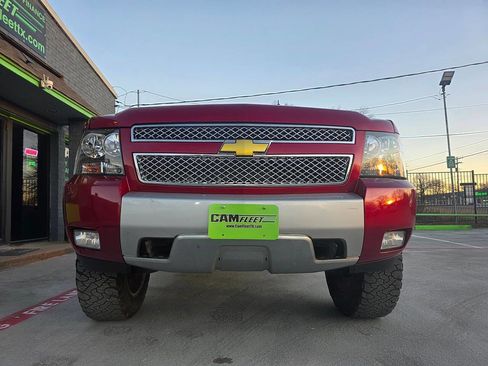 Used 2013 Chevrolet Tahoe LT w/ Suspension Package, Off-Road image 10