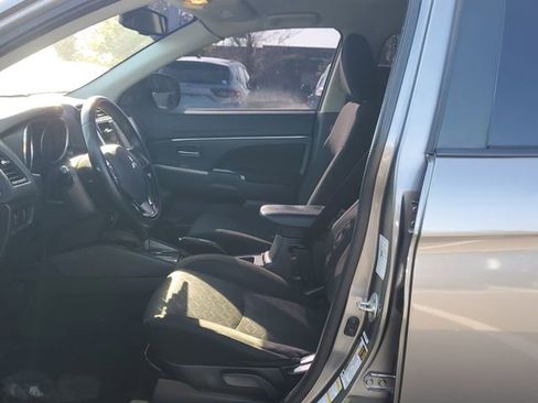 Used 2020 Mitsubishi Outlander Sport SE image 18