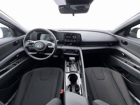 New 2026 Hyundai Elantra SEL Sport Premium FWD image 13