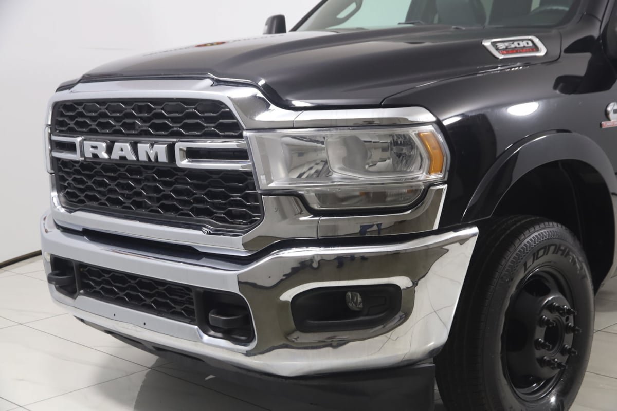 Used 2023 RAM 3500 Tradesman w/ Chrome Appearance Group AWD/4WD image 37