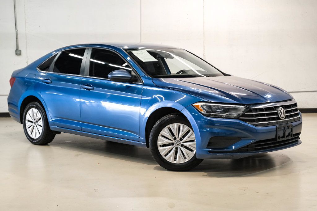 Used 2020 Volkswagen Jetta S w/ Driver Assistance Package FWD image 6