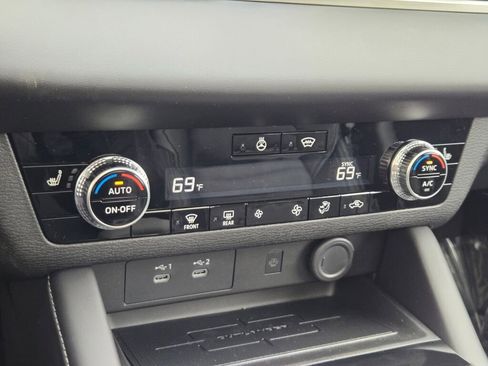 New 2026 Mitsubishi Outlander SE image 22