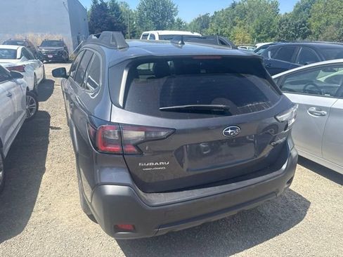 Used 2024 Subaru Outback Premium AWD/4WD image 5