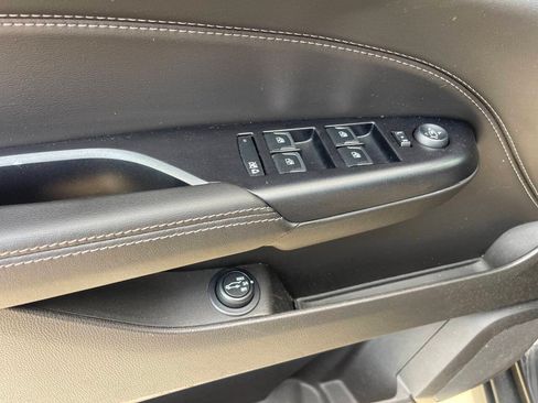 Used 2015 Cadillac SRX Performance w/ Driver Awareness Package FWD image 27