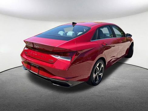 Used 2023 Hyundai Elantra Limited FWD image 14