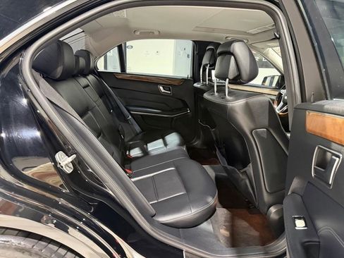Used 2014 Mercedes-Benz E 350 Sedan image 17
