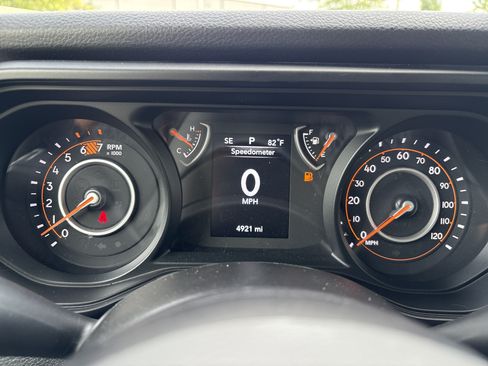 Used 2026 Jeep Wrangler Unlimited Sport AWD/4WD image 24