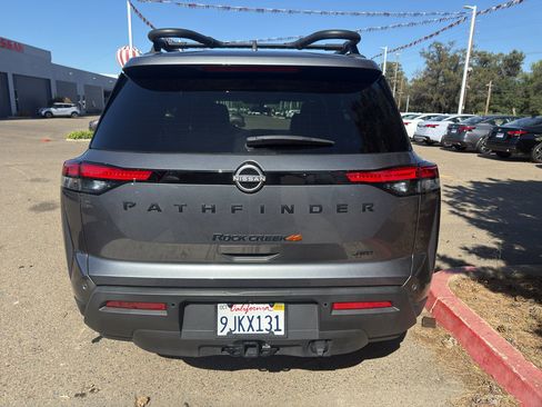 Used 2024 Nissan Pathfinder Rock Creek AWD/4WD image 5