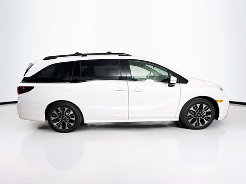 New 2026 Honda Odyssey Elite image 2