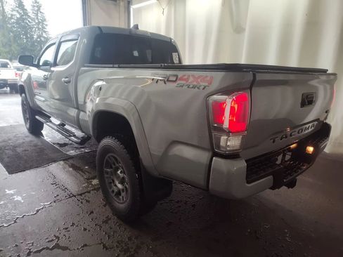 Used 2020 Toyota Tacoma 4x4 Double Cab image 2