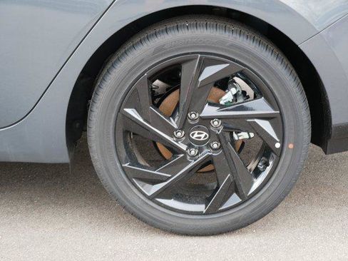 New 2026 Hyundai Elantra SEL Sport Premium FWD image 4