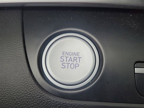 Certified 2023 Hyundai Elantra SEL w/ Convenience Package image 28