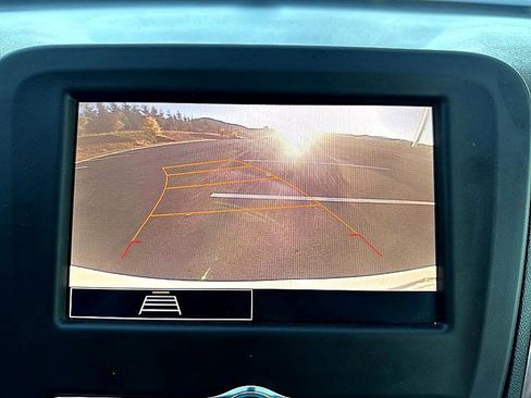 Used 2023 Chevrolet Equinox LT image 23