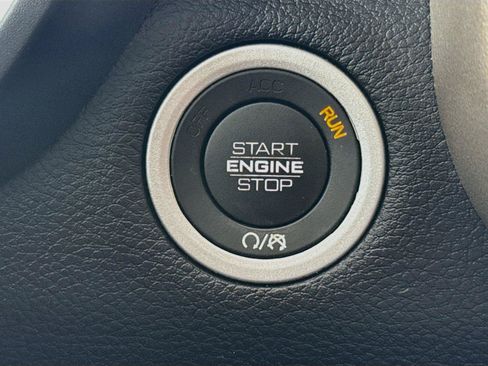 Used 2022 RAM 1500 Laramie RWD image 13