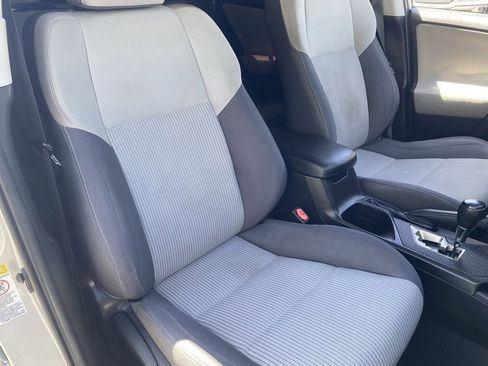 Used 2015 Toyota RAV4 XLE FWD image 9