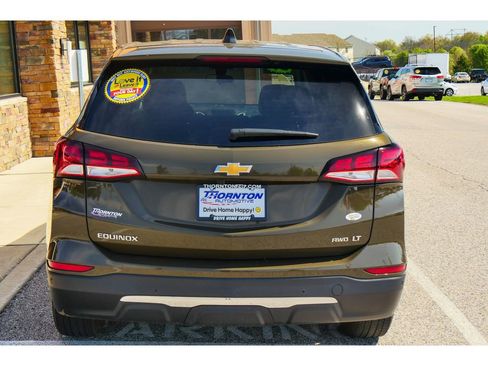 Used 2024 Chevrolet Equinox LT w/ LPO, Floor Liner Package AWD/4WD image 4