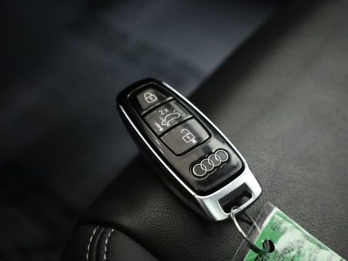 Used 2023 Audi A7 3.0T Premium w/ Convenience Package image 32