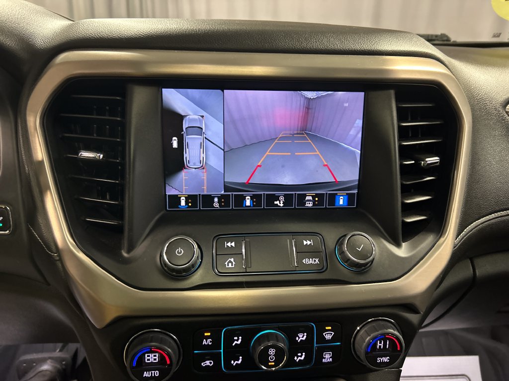 Used 2023 GMC Acadia Denali w/ Denali Ultimate Package AWD/4WD image 18