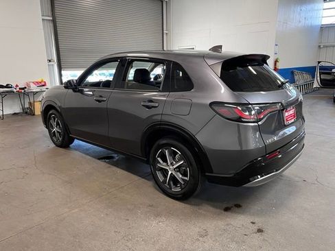 Used 2025 Honda HR-V EX-L image 5