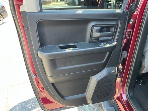 Used 2017 RAM 1500 Express AWD/4WD image 19