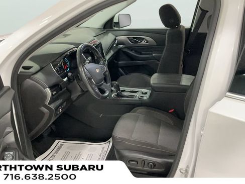 Used 2018 Chevrolet Traverse LT AWD/4WD image 14