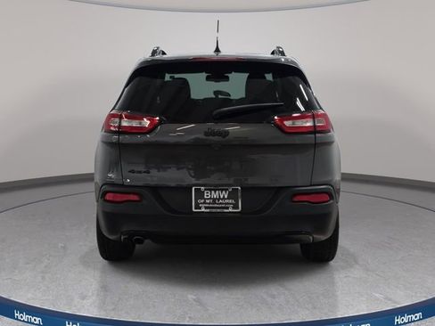 Used 2016 Jeep Cherokee High Altitude AWD/4WD image 7