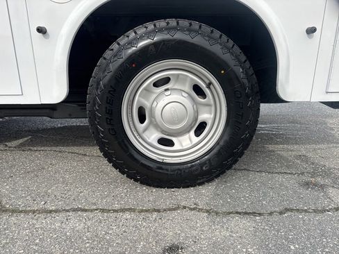 Used 2016 Ford F250 XL w/ Power Equipment Group image 22