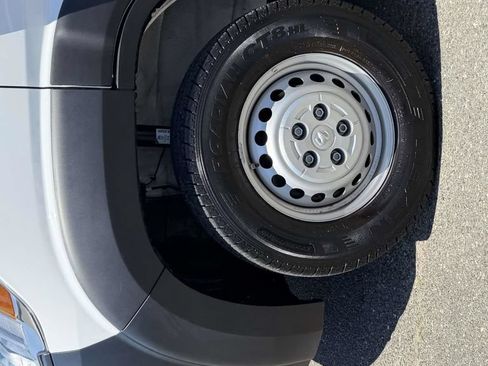Used 2026 RAM ProMaster 2500 w/ Convenience Group FWD image 10