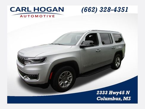 Used 2024 Jeep Wagoneer 2WD image 1