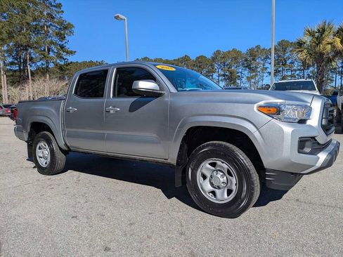 Used 2023 Toyota Tacoma 4x4 Double Cab image 2