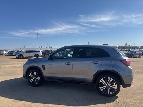 Used 2023 Mitsubishi Outlander Sport ES image 14